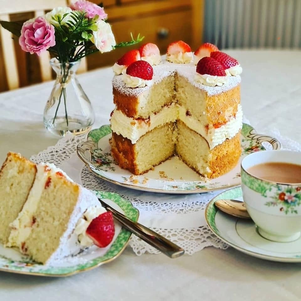 Traditional Victoria sponge cake handmade by Hayley's Cupcakes