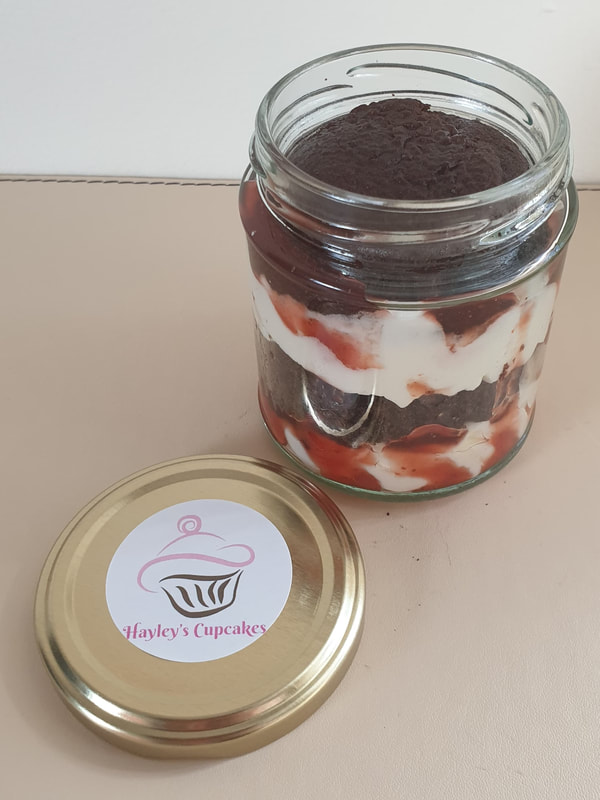 Hayley's Cupcakes Chocolate Victoria Jar Cake